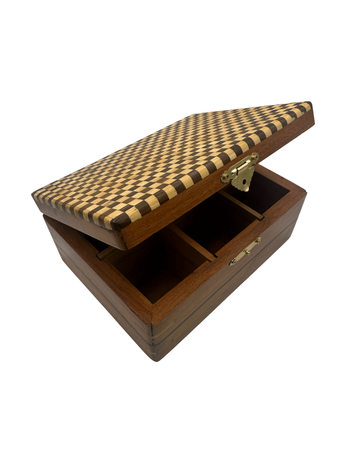 022 - Aparecido - Caixinha de machetaria em baixa.png