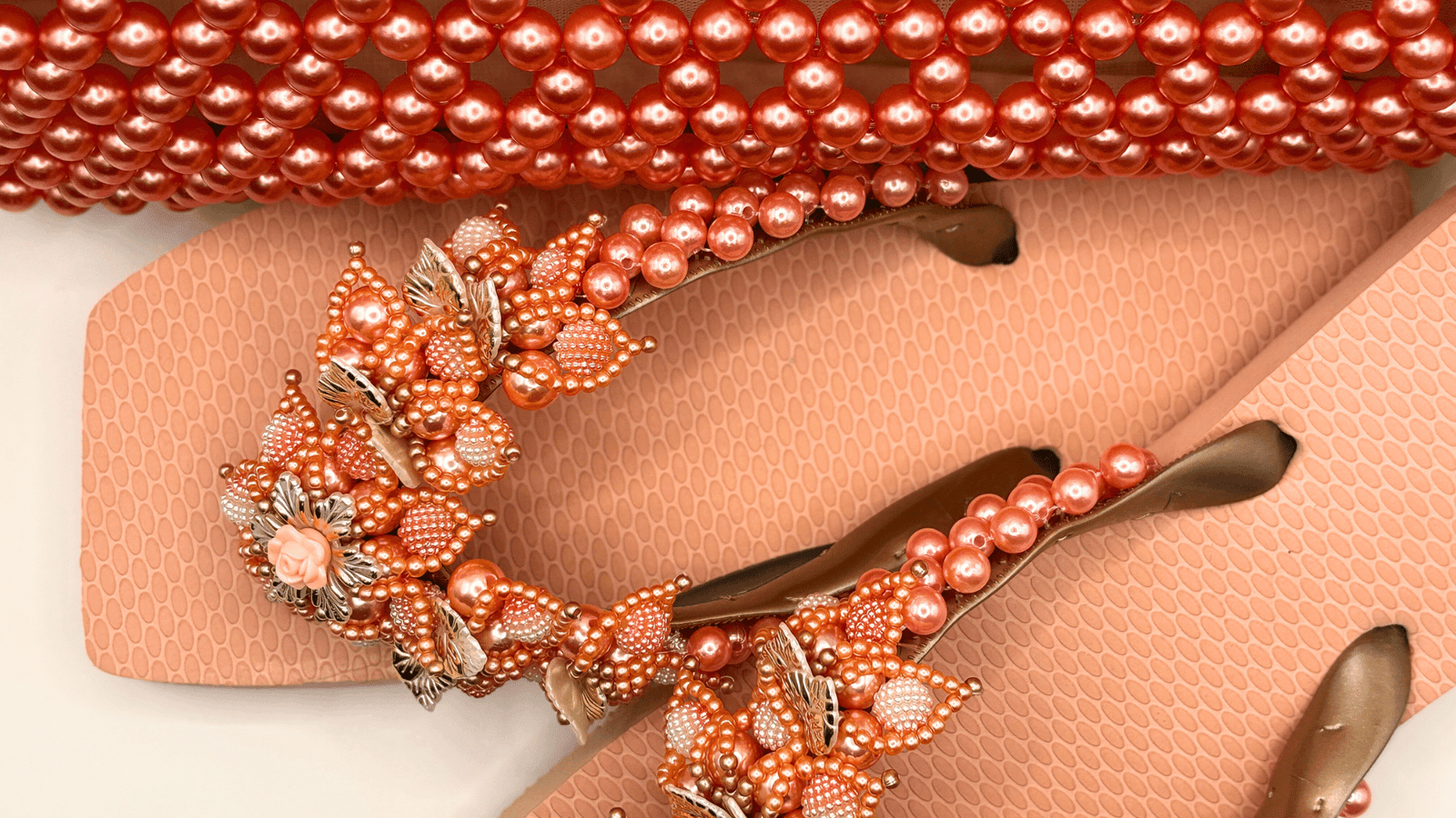 006 - Fátima - Chinelo 2 em baixa.png