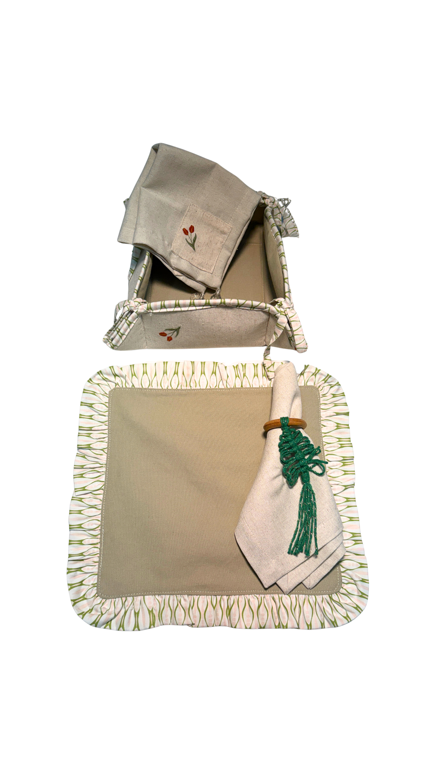 052 - Delma Abirached Bergamo - Sousplat.png